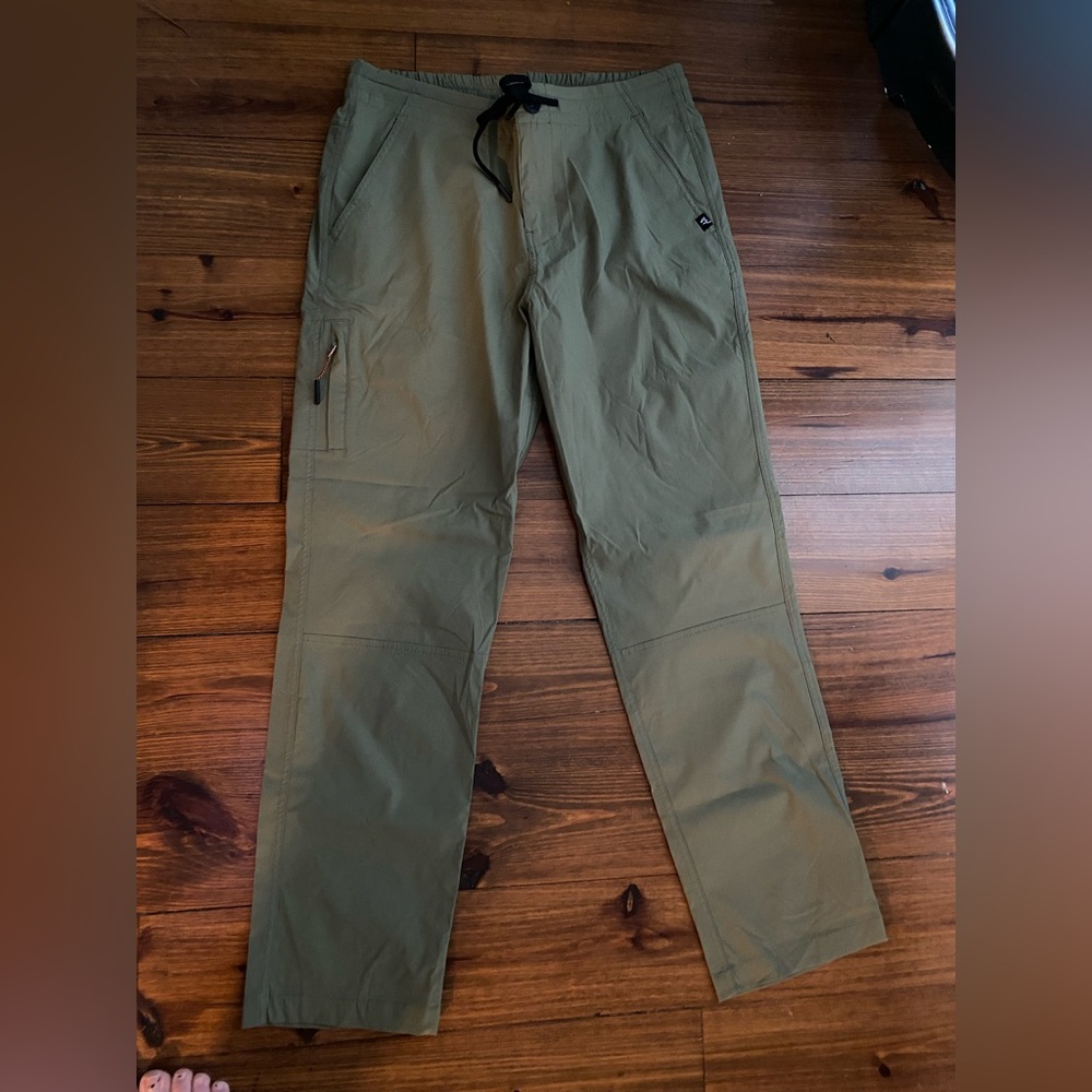 Salt Life Olive Green SLX Performance Water Resist Ultra Light Fish Pants NWT